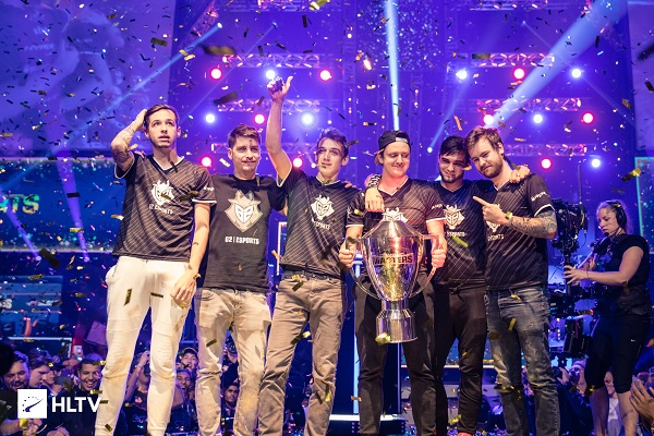 明对比的是 明对比的是